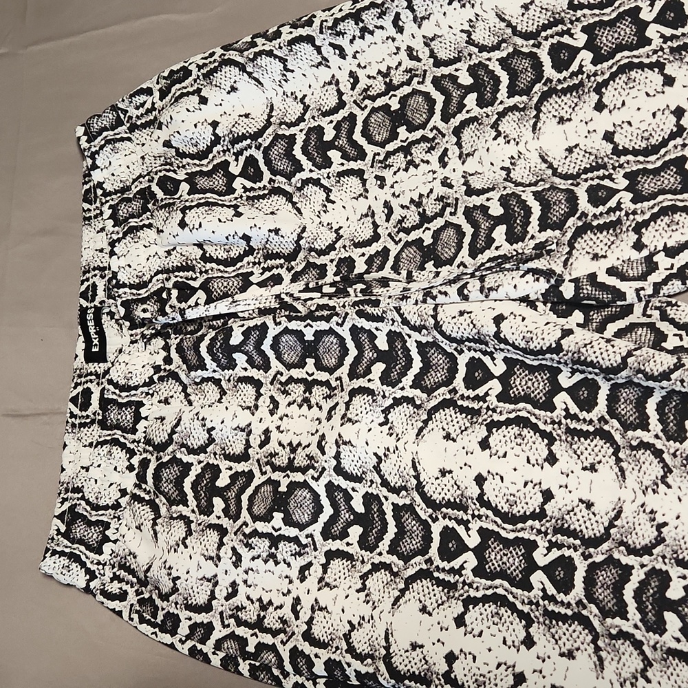 high rise pants size S express